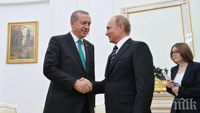 С ръкостискане започна срещата Путин-Ердоган 