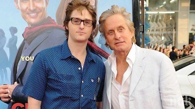 Синът-затворник на Майкъл Дъглас става манекен