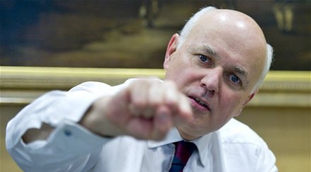 британският министър труда брани народа българи румънци