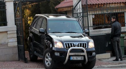 изведоха бившата брендо дома крият сигурно снимки