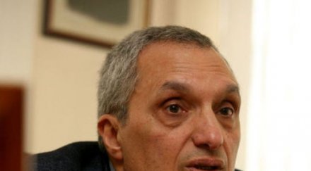 костов герб атакуват президента дестабилизират държавата