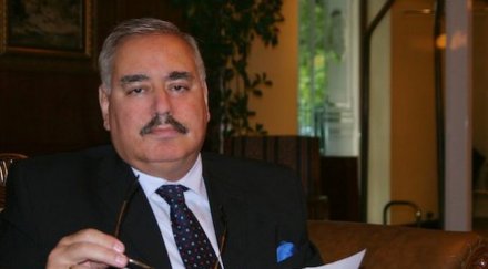 икономистът димитър иванов плаща арена армеец протестиращите