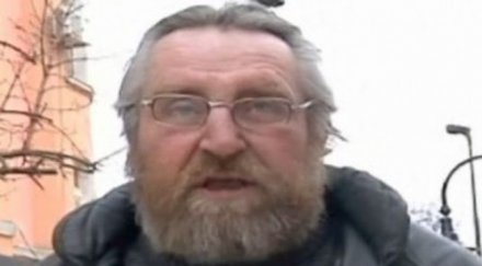 клошарят милионер купува дом ловеч