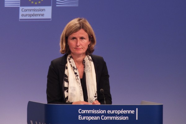 Еврокомисията не коментира дали все още подкрепя Бойко Борисов