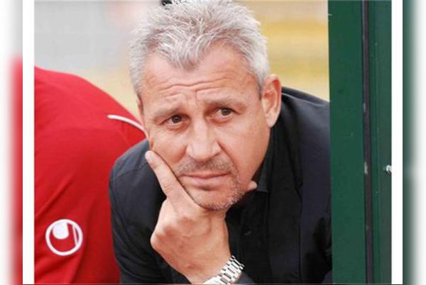 ЦСКА не може да плати дължимото на Павел Дочев