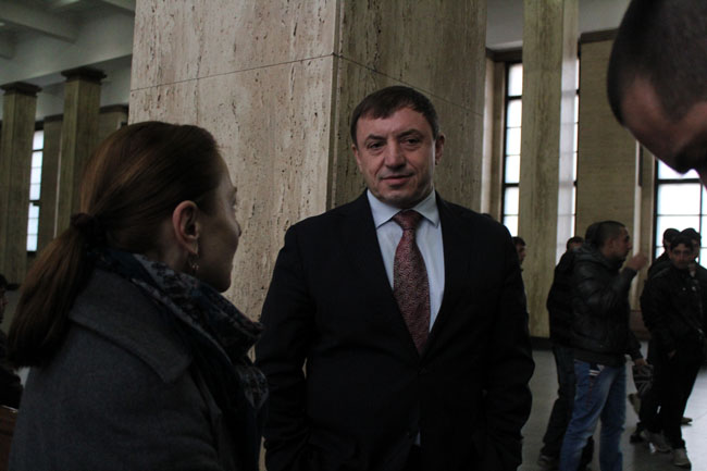 Алексей Петров пред ПИК: Ще разкрия как Цветанов пере пари