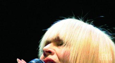 пик ретро лили изчезна резила бургас 2000 души събраха концерта тръгнаха края