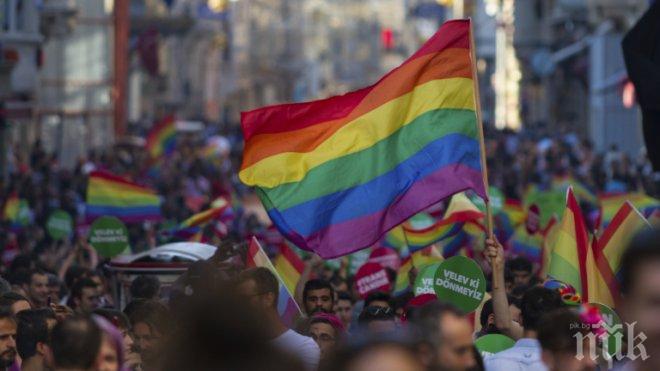 САЩ призова Индонезия да уважава гейовете