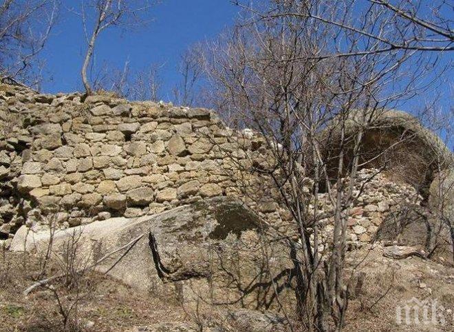 ПИК TV: Археолог се преби на разкопки, с опасност за живота е 