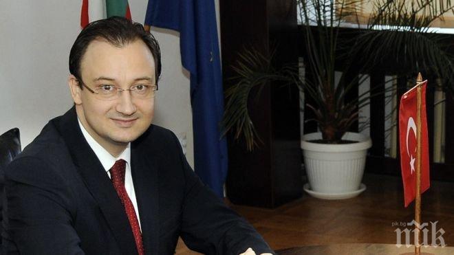 Консулът на Турция Акйол: Управляващи и опозиция подкрепят Ердоган