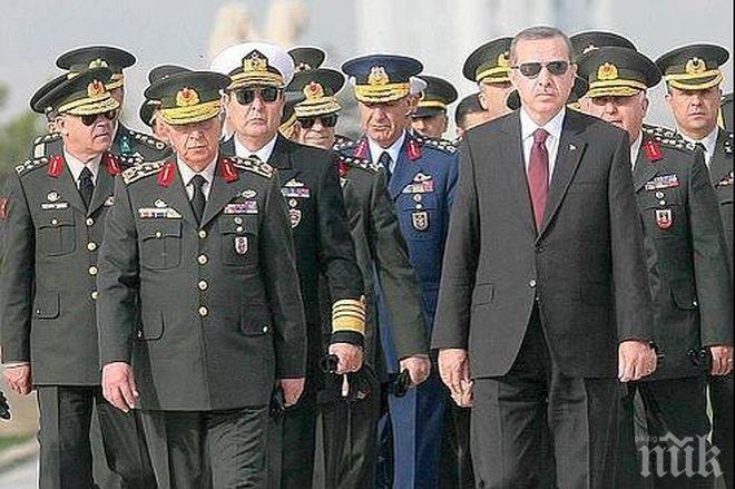 Турски военни аташета в Атина си плюха на петите