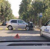 „Голф“ се размаза след зверска катастрофа край Ветрен 