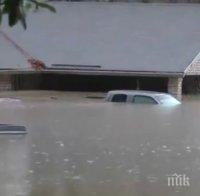 Трима загинали и над хиляда спасени при големите наводнения в Луизиана