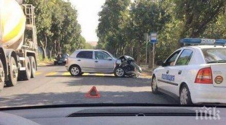 голф размаза зверска катастрофа ветрен