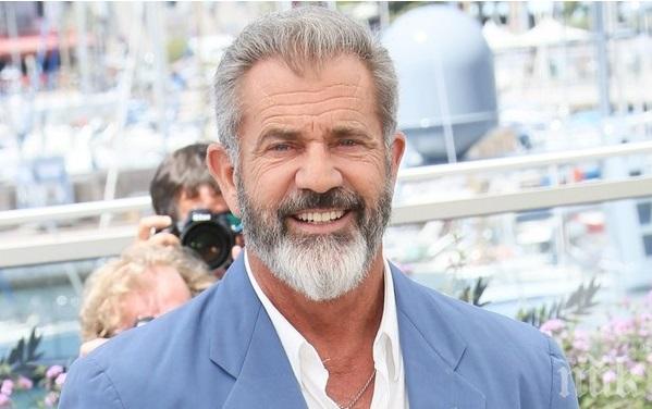   Завръщане в киното: Мел Гибсън режисира военна драма