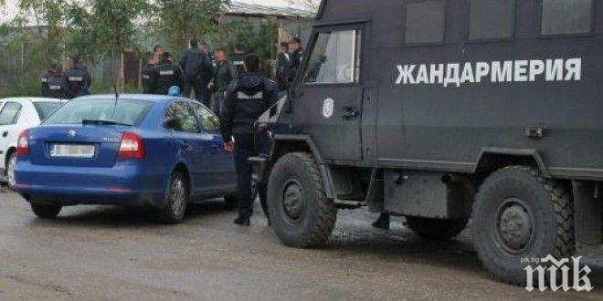 Полиция и жандармерия на лов на бежанци в нощна София