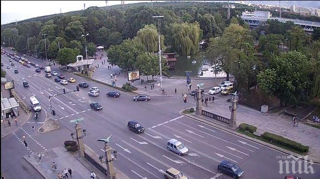 УЖАС! Задава ли се страшна тапа в София?! Блокират движението по Орлов мост за 2 години!