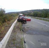 САМО В ПИК! Жестока катастрофа на пътя София-Видин, млад мъж е ранен (СНИМКИ)