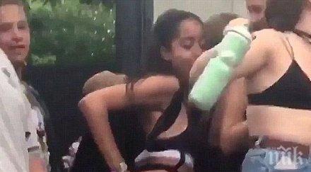 издънка полицията излови голямата щерка обама пиянска оргия тайните служби измъкват задния вход снимки видео