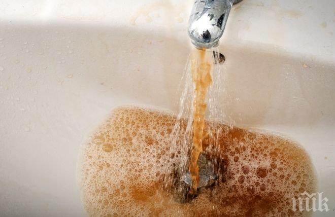 Отстранено е запушването на главния колектор за отпадни води в Самоков