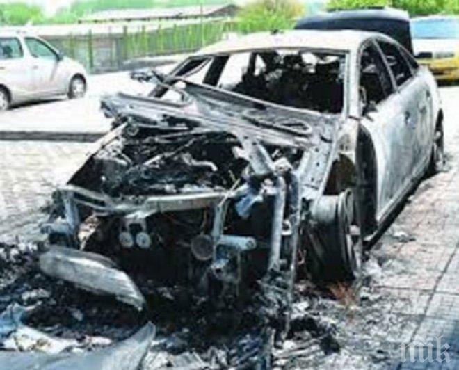 Син опожари Нисана на баща си след меле в Бургас