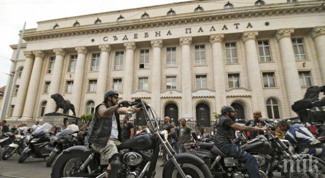 Мотористите излизат на нов протест