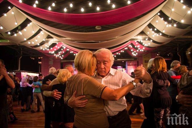 Започна Фестивалът на тангото в Буенос Айрес