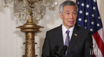 премиерът сингапур залитна докато произнасяше реч