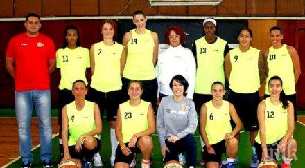 американка подписа баскетболния хасково 2012