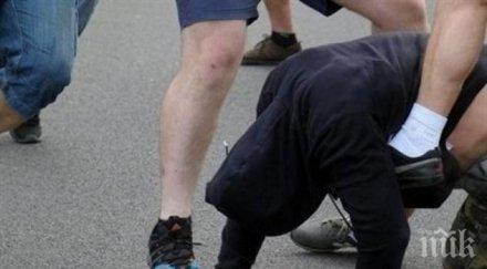 страшен екшън окървави перник пукнат череп счупени кости масов бой