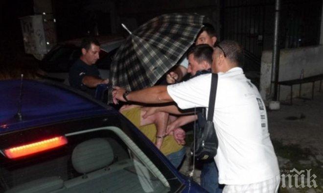 ЗВЕРСТВО В ШУМЕН! Мъж нарязал жена си с резачка, разчлененото тяло стояло пакетирано в чували с дни (СНИМКИ)