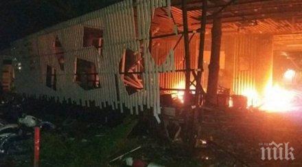 кола бомба взриви хотел тайланд един убит ранени снимки
