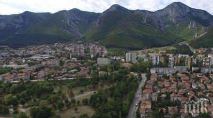 смрад миризма сяра пречиствателна станция трови врачани