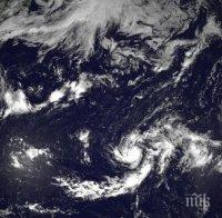 Тропическата буря Гастон стана ураган