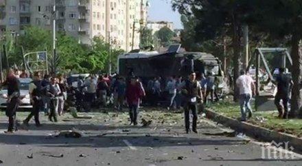 трагедия турция ракети обстрелват летище ранени