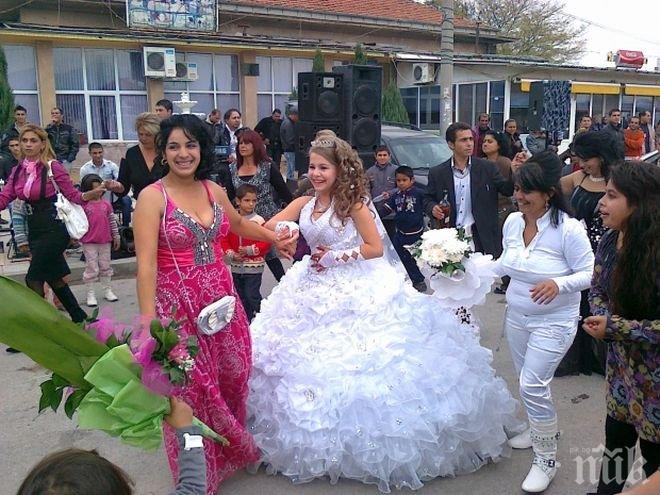 КРИЗА! На 1000 лева се срина цената на девствениците на пазара за ромски булки