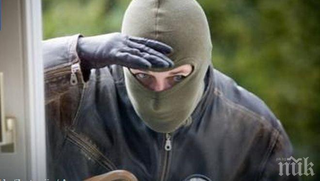 Аларма! Бум на престъпността в Гърция - ограбени туристи, откраднати автомобили всеки ден