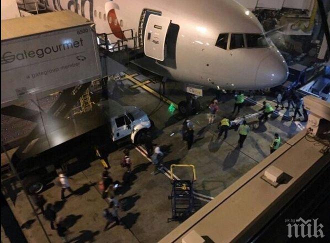 ИЗВЪНРЕДНО! Затвориха летището в Лос Анджелис след стрелба (СНИМКИ)