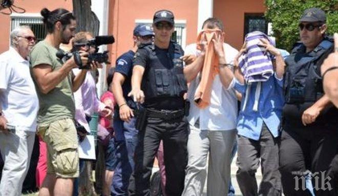 Гърция още не е решила за турските военни