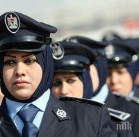 Хиджаб и върху него шапка – възможният дрескод за полицайките в Турция