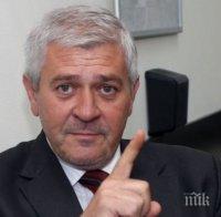 Зам.-министър Шарков за пръстовите отпечатъци: Хората да гледат по-малко 