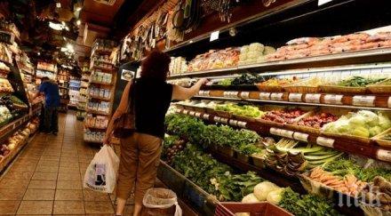 скандал инспектори засякоха експлоатация хипермаркетите