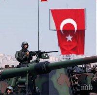 След неуспешния преврат: Анкара отстрани от длъжност още 820 военни 