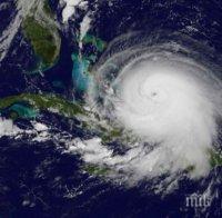 Ураган заплашва Флорида