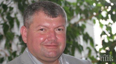 пик шоу около депутатско дете парламента пиарката бсп жанет пашалиева доведе сина избраника левицата димитър горов снимки