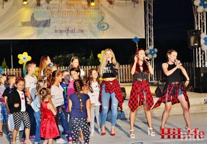 Хайго, Тони Димитрова и над 100 гълъба откриха Речни ноти