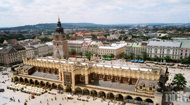 Солидарност иска ограничаване на работата на полските магазини в неделя