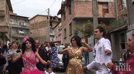 полиция пази шумните цигански сватби бургаския квартал победа