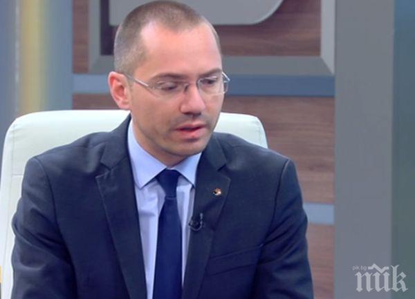 Ангел Джамбазки: България не трябва да става бежански лагер, трябва да ги връщаме в Турция