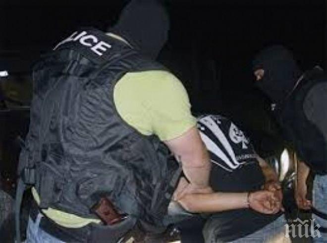Спипаха криминално проявен с кока в Пазарджик 